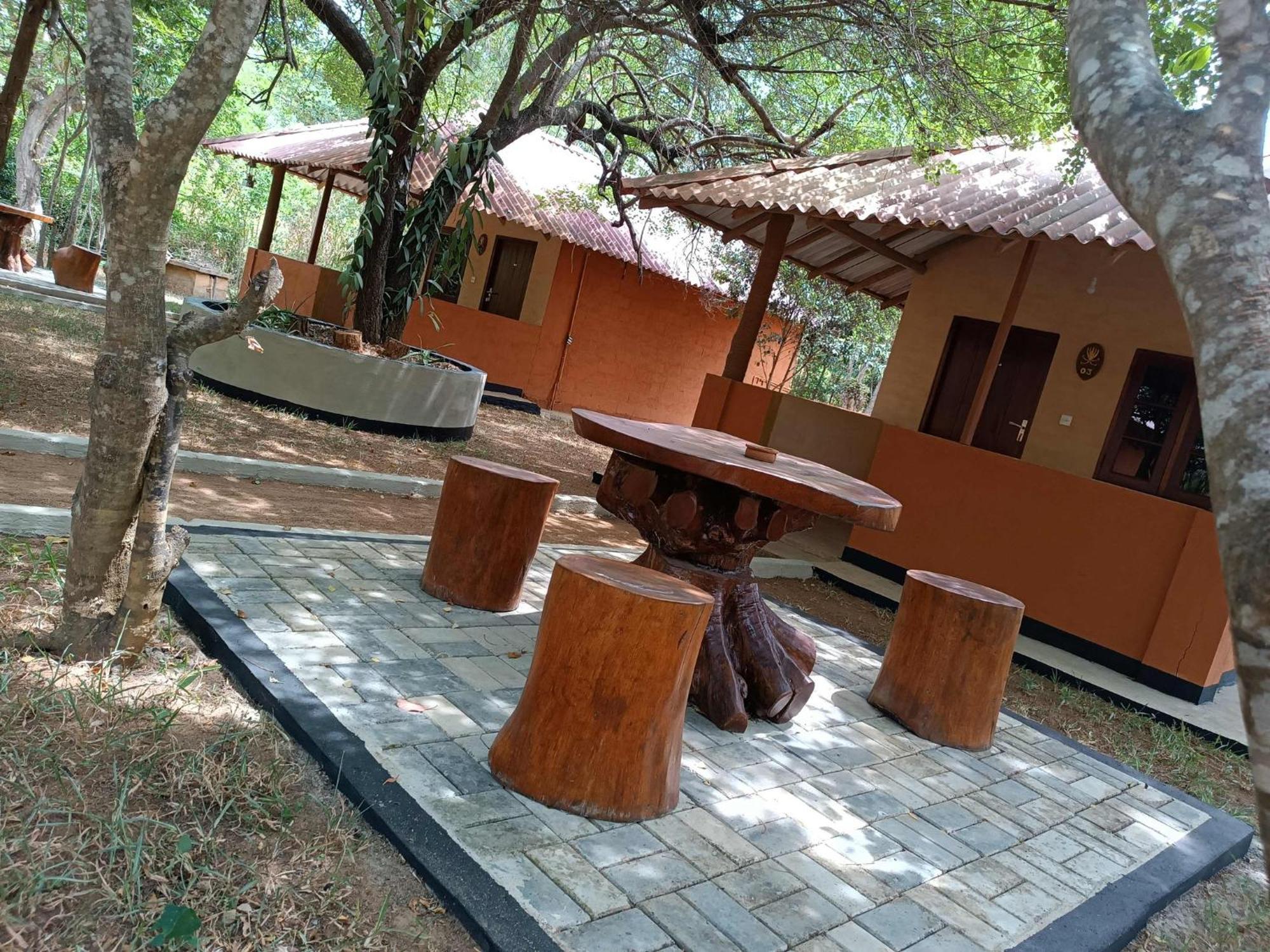 Hotel Niyagala Lodge Sigiriya Buitenkant foto